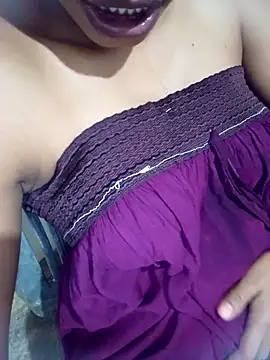 Shani Izu online show from May 16, 11:42 am
