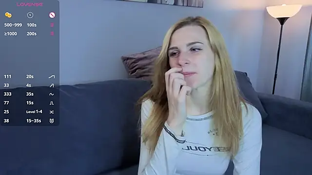 Snapshot of HelenMartines chatting on September 10, 12:27 pm HelenMartines online show from September 10, 12:27 pm