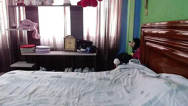  Charlize theron  online show from September 19, 3:11 pm