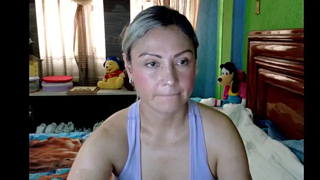  Charlize theron  online show from March 22, 8:26 pm