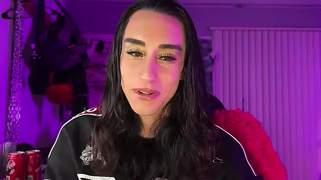 xoFrankie online show from February 16, 6:02 am