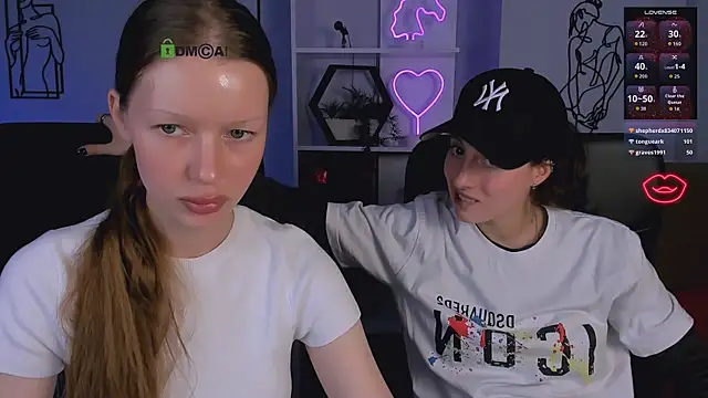 khloebeauty online show from October 6, 7:07 pm