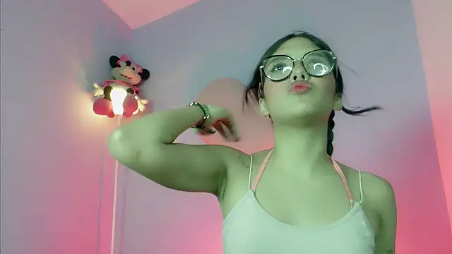 mishel hott online show from November 18, 9:38 pm