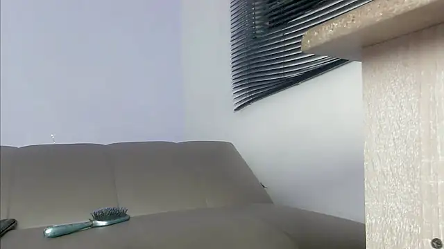 mishel hott online show from November 7, 8:25 pm