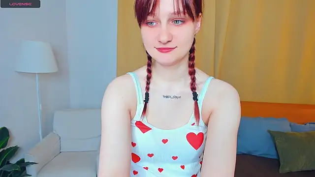 KatyKufel online show from October 25, 6:59 pm