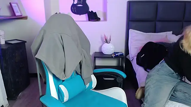 Amnesia  online show from January 14, 12:32 pm