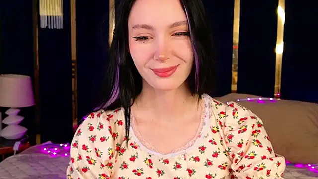 Goldy Stark online show from April 2, 9:01 pm