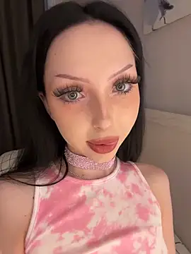 Lina Thornton  online show from May 11, 4:15 pm