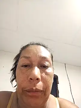 Naomi-Mature online show from November 16, 8:38 am