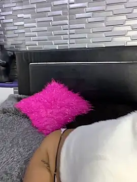 SharaRous online show from October 17, 2:31 pm