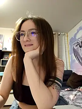 SophiaHarris online show from October 1, 4:34 pm