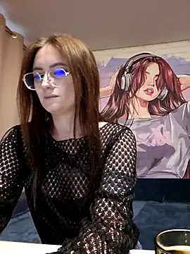 SophiaHarris online show from September 25, 8:57 am