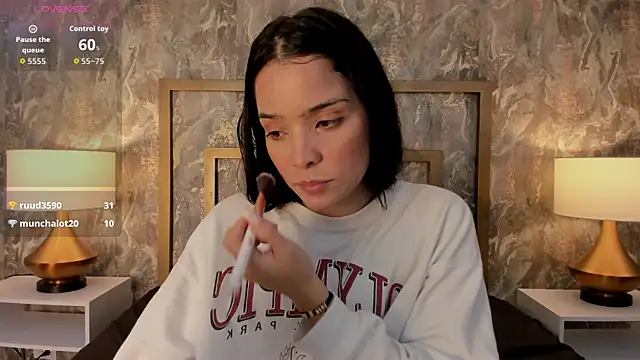 DannaBelucci online show from September 18, 4:38 pm