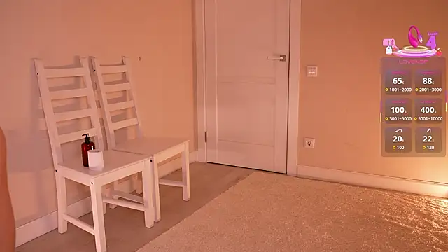 Miablueye online show from March 22, 3:18 pm