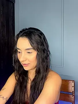 Zafira Montiel online show from January 10, 6:45 pm