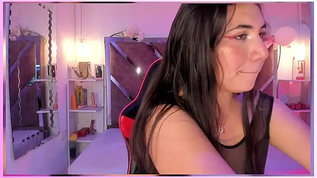 BBWCloe  online show from October 18, 4:59 am