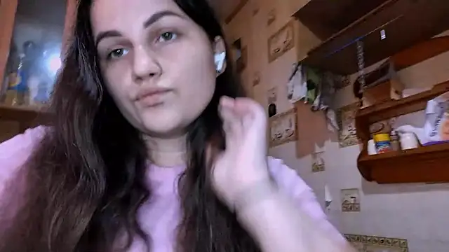 DierdreCousineau online show from October 25, 10:12 am