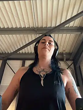 LadyNocturne online show from May 16, 1:21 pm