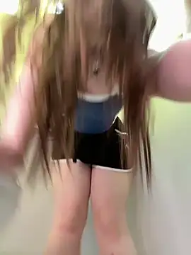 FroggyAnna online show from April 14, 4:07 pm