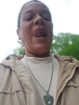 GoddessChantelle online show from May 7, 6:33 pm