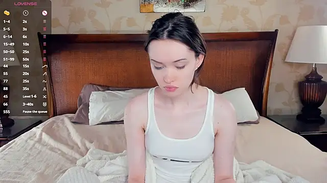 HerminePenna online show from October 25, 8:48 pm