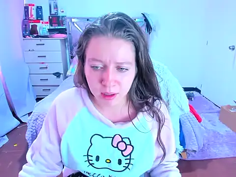 Luna Analya online show from October 16, 3:58 pm