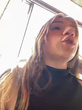 Isabella18 pink online show from April 2, 6:05 pm