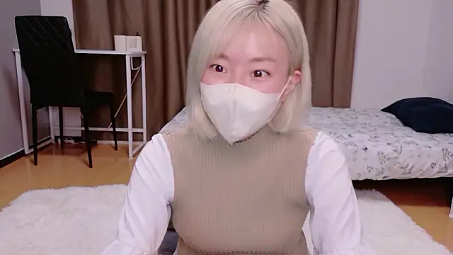 Nana  ch online show from June 8, 4:52 pm