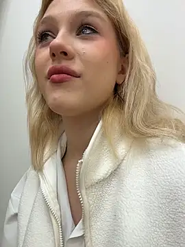 CaitlinSugar online show from October 30, 4:48 am