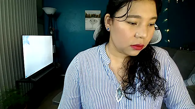 SHEILYN  online show from May 13, 5:46 am