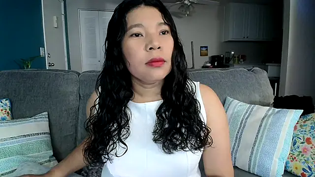 SHEILYN  online show from May 17, 6:34 am