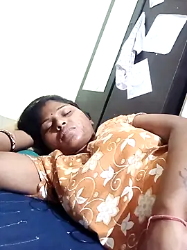 Snapshot of Sneha16 chatting on September 17, 5:44 pm Sneha16 online show from September 17, 5:44 pm