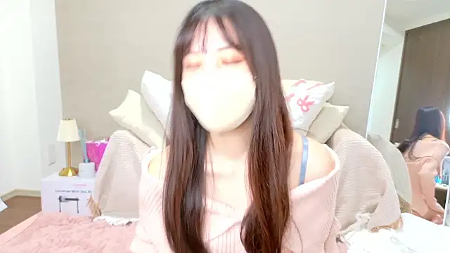 riri  nyan o0 online show from May 11, 5:42 am