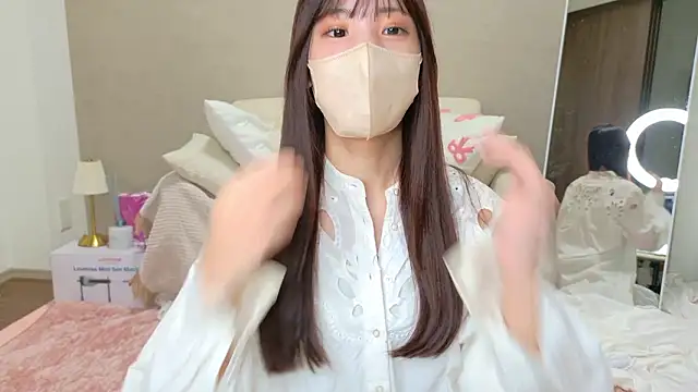riri  nyan o0 online show from May 13, 5:13 am