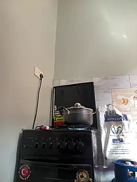 ewatyu online show from February 5, 12:52 pm