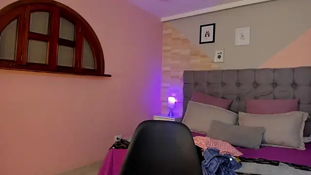 Cielo bm online show from September 18, 2:26 pm