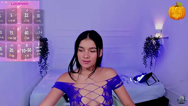 MiaLux5 online show from November 8, 12:10 pm