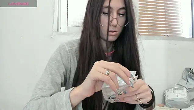 Snapshot of La_Brujita chatting on September 23, 11:41 am La Brujita online show from September 23, 11:41 am
