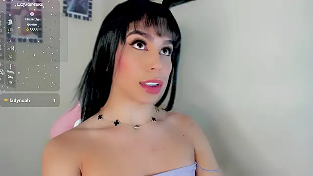 Maholly  online show from September 21, 2:10 am