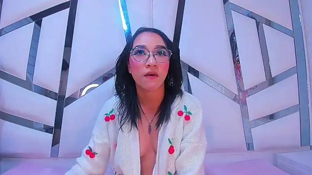KiaraandEnzzo  online show from September 28, 2:07 am