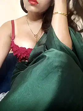 TheSassyGirl7 online show from July 8, 8:33 pm