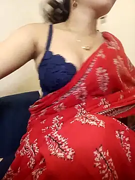 TheSassyGirl7 online show from May 22, 8:29 pm