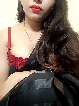 TheSassyGirl7 online show from April 3, 7:34 pm