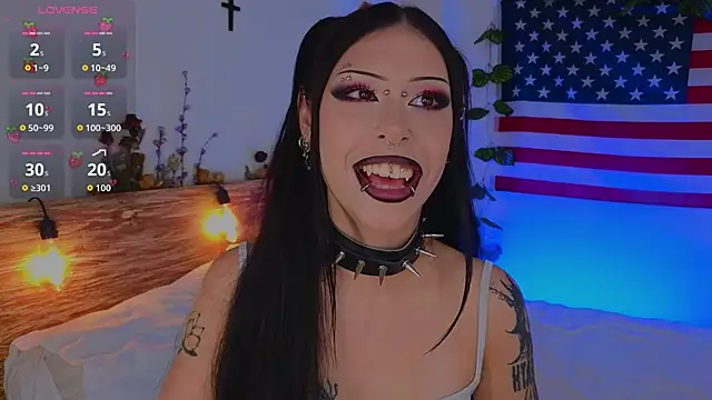 venomeowww   online show from May 20, 7:27 am