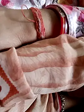 CUTGIRL76 online show from March 4, 5:03 am