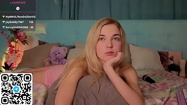 Aurora Bennet online show from March 27, 1:29 am