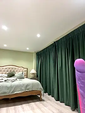 charli maiiii online show from September 8, 9:03 pm