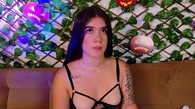 kloe bella online show from October 20, 1:14 pm