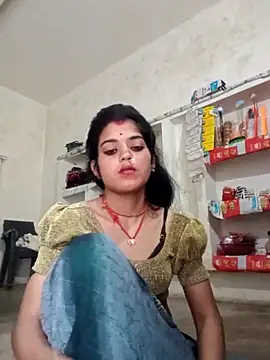 Snapshot of Rachna_Love chatting on September 28, 1:34 am Rachna Love online show from September 28, 1:34 am