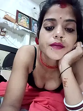 Snapshot of Rachna_Love chatting on September 19, 11:37 pm Rachna Love online show from September 19, 11:37 pm